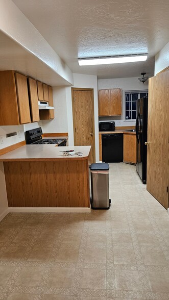 Building Photo - 8848 Boom Cir