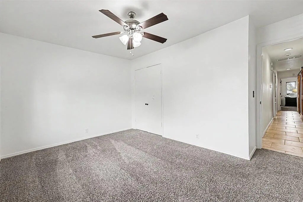 Building Photo - 1316 Mockingbird Ln