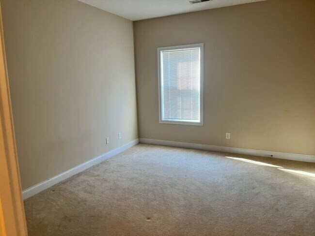 Building Photo - 10736 Meriwether Ln