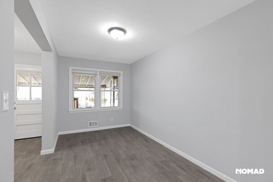 Building Photo - 2207 Firethorn Rd