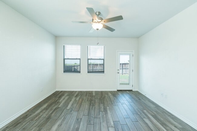 Building Photo - 838 Pepperbark Loop