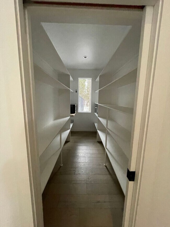 Building Photo - Whitefish-4 Bedroom 2.5 Bath Beautiful and Modern, Pets Welcome! -$6,500.00 Monthly Rent