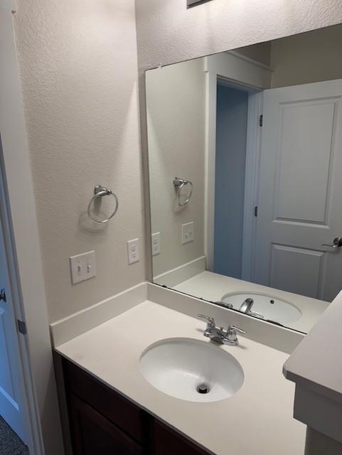 Building Photo - 1204 Morning View Rd