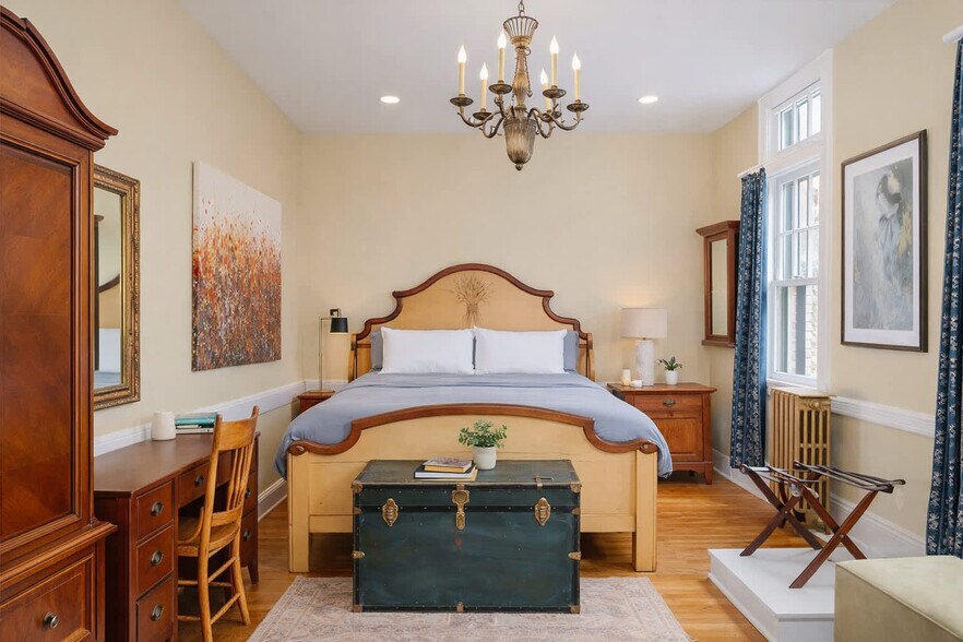 Building Photo - 316 Court St