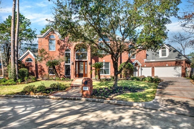 Building Photo - 13714 Gainesway Dr