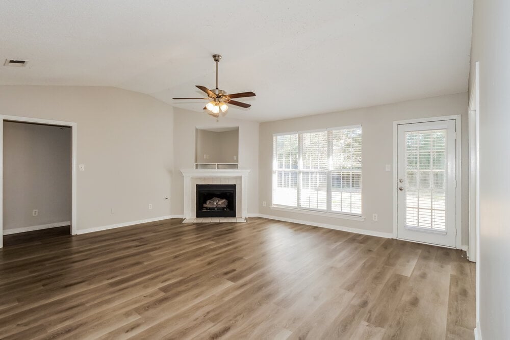 Building Photo - 11625 Belle Manor Dr