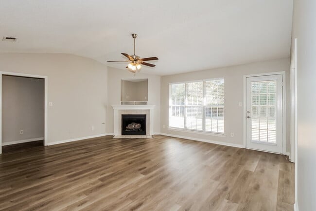 Building Photo - 11625 Belle Manor Dr