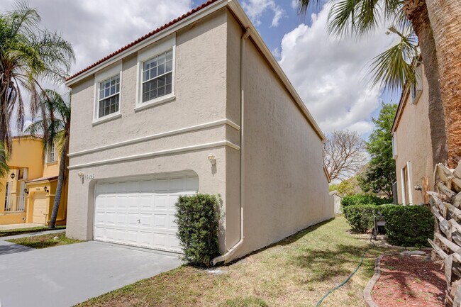 Building Photo - 15895 NW 5th St