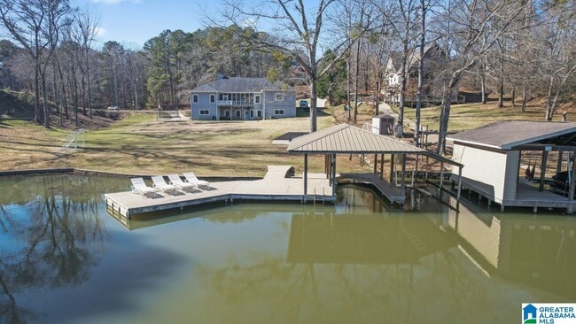 Building Photo - 20892 Sharon Dr