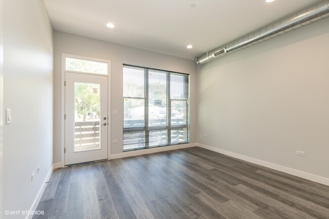 Building Photo - 8917 Grant Ave