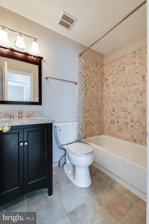 Building Photo - 6120 Talavera Ct