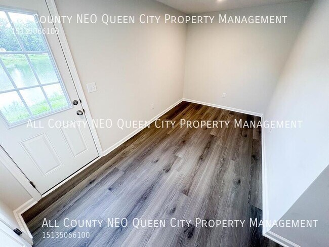 Building Photo - 3559 Conifer Cir