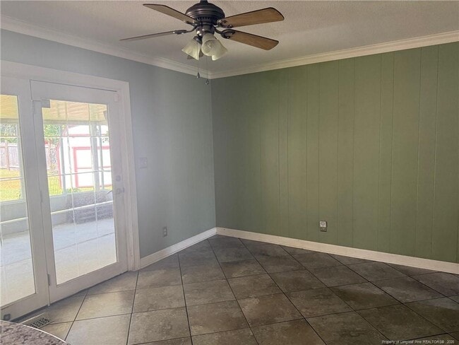 Building Photo - 751 Galloway Dr