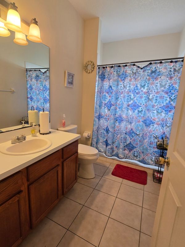 Building Photo - 2500 Baykal Dr