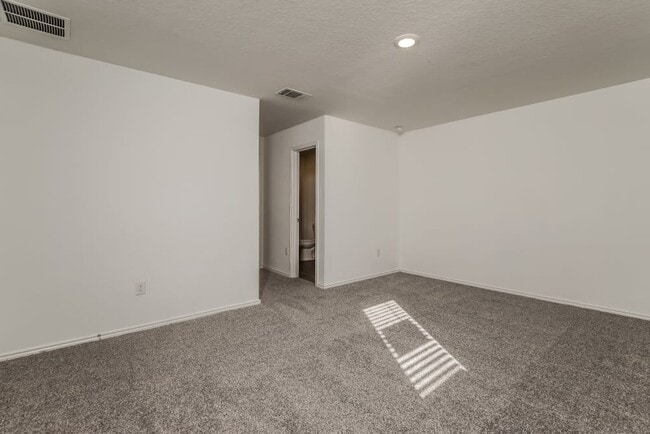 Building Photo - 8274 Piedra Medina