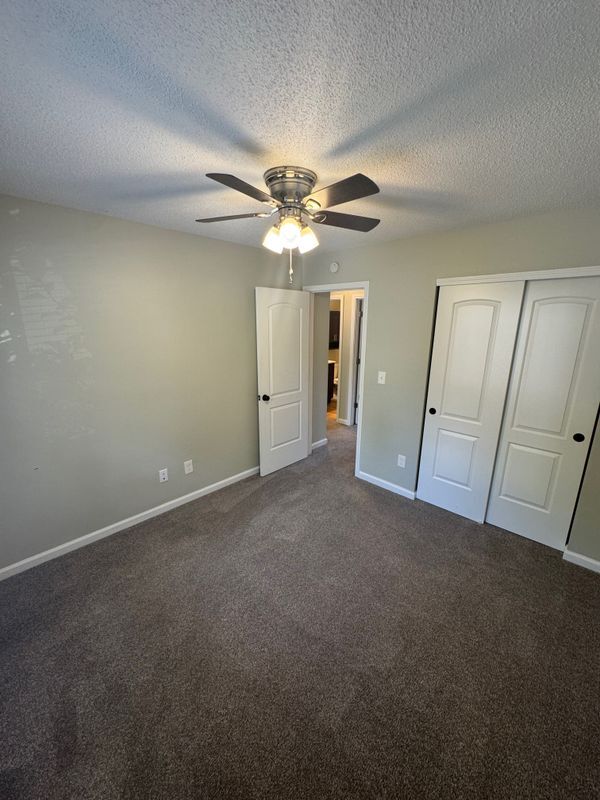Building Photo - 1108 Amberglen Dr