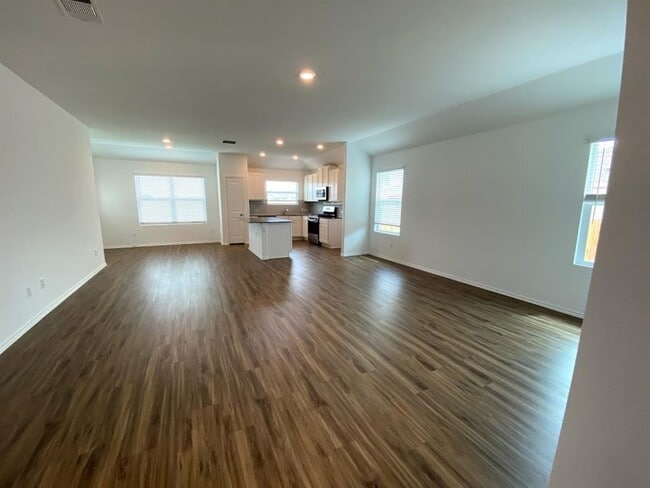 Building Photo - 3106 Kenner Dr