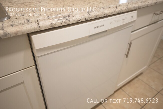 Building Photo - 3307 Valley Hi Ave