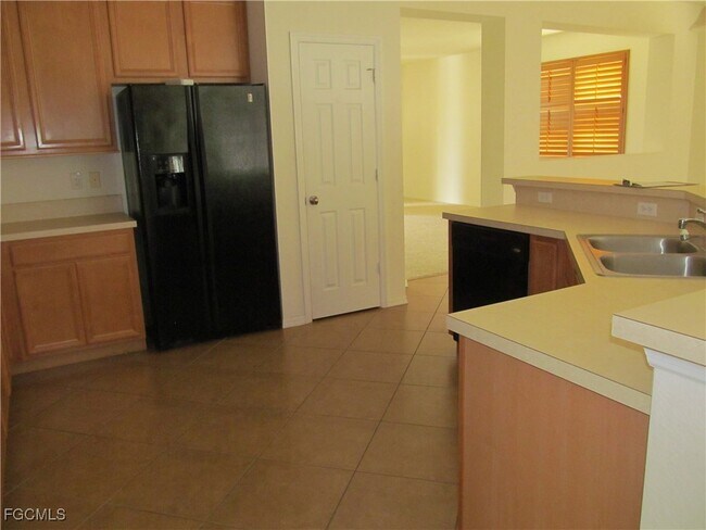 Building Photo - 18110 Star Jasmine Ct