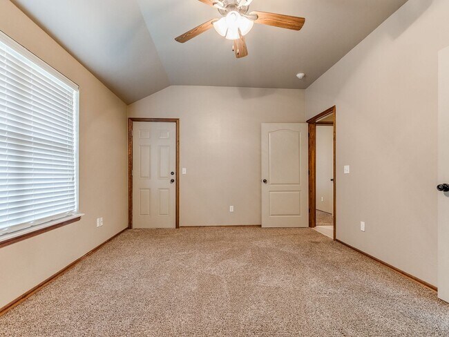 Building Photo - 2409 Kyle Robert Ln