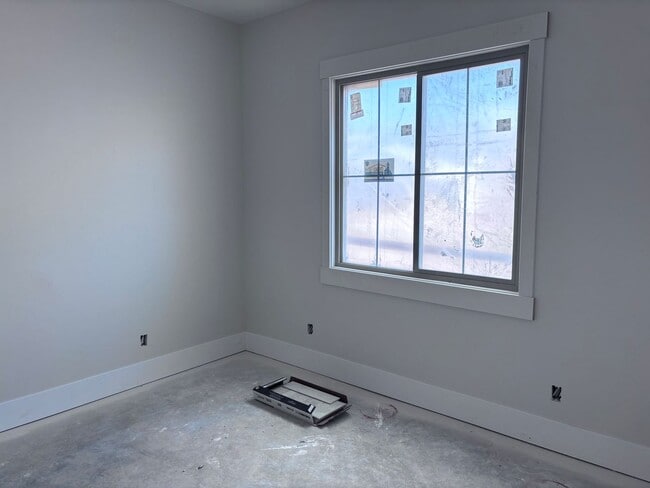 Building Photo - Brand New 3 bed plus office/2.5 bath in beautiful Coral Canyon!