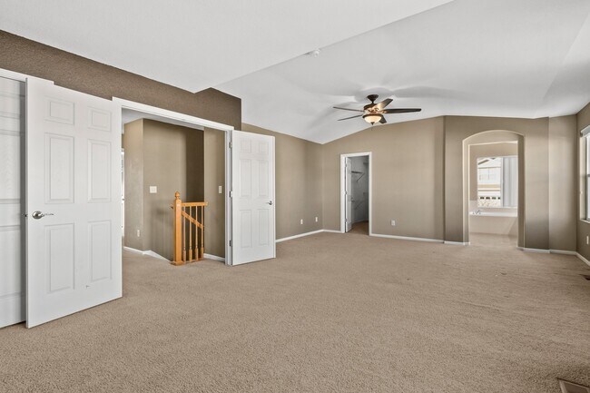 Building Photo - Gorgeous Home With Two Car Garage and Acce...
