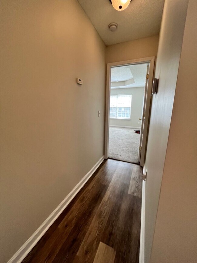 Building Photo - 110 Faybrook Dr