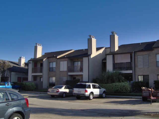 Building Photo - 3220 69th St