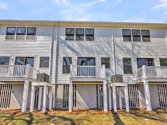 Building Photo - 4275 O'Hear Ave