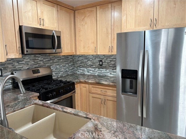 Building Photo - 23715 Del Monte Dr.