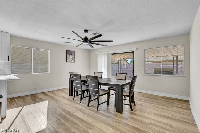 Building Photo - 6009 W Carpenteria Way