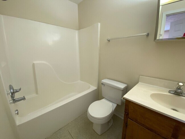 Building Photo - PRE-LEASING FOR AUGUST 2026!