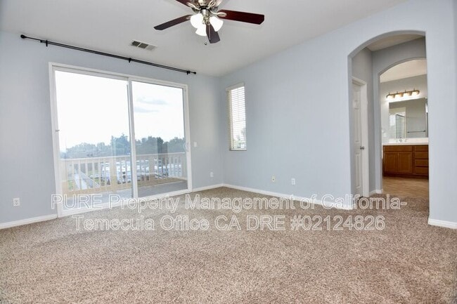 Building Photo - 35808 Chalet Ct