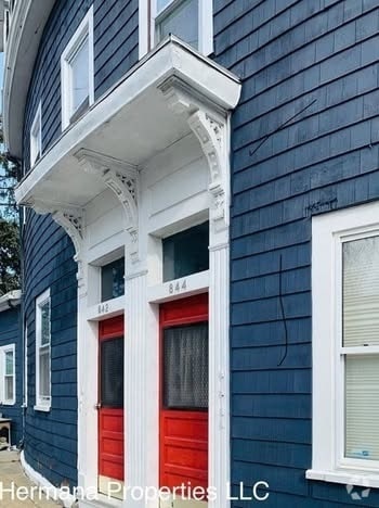 Building Photo - Canterbury Street