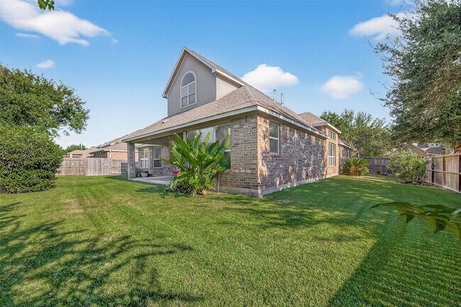 Building Photo - 21331 Winding Path Way