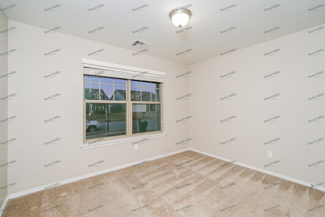 Building Photo - 3417 E Quebec St