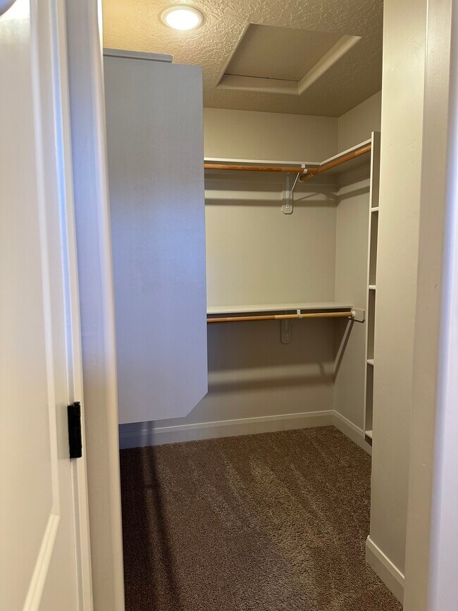 Building Photo - 3083 W 1750 S