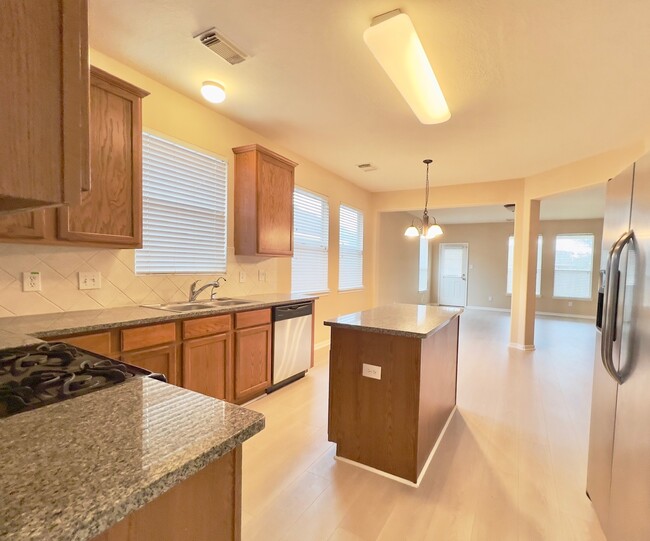 Building Photo - 719 Pickett Hill Ln