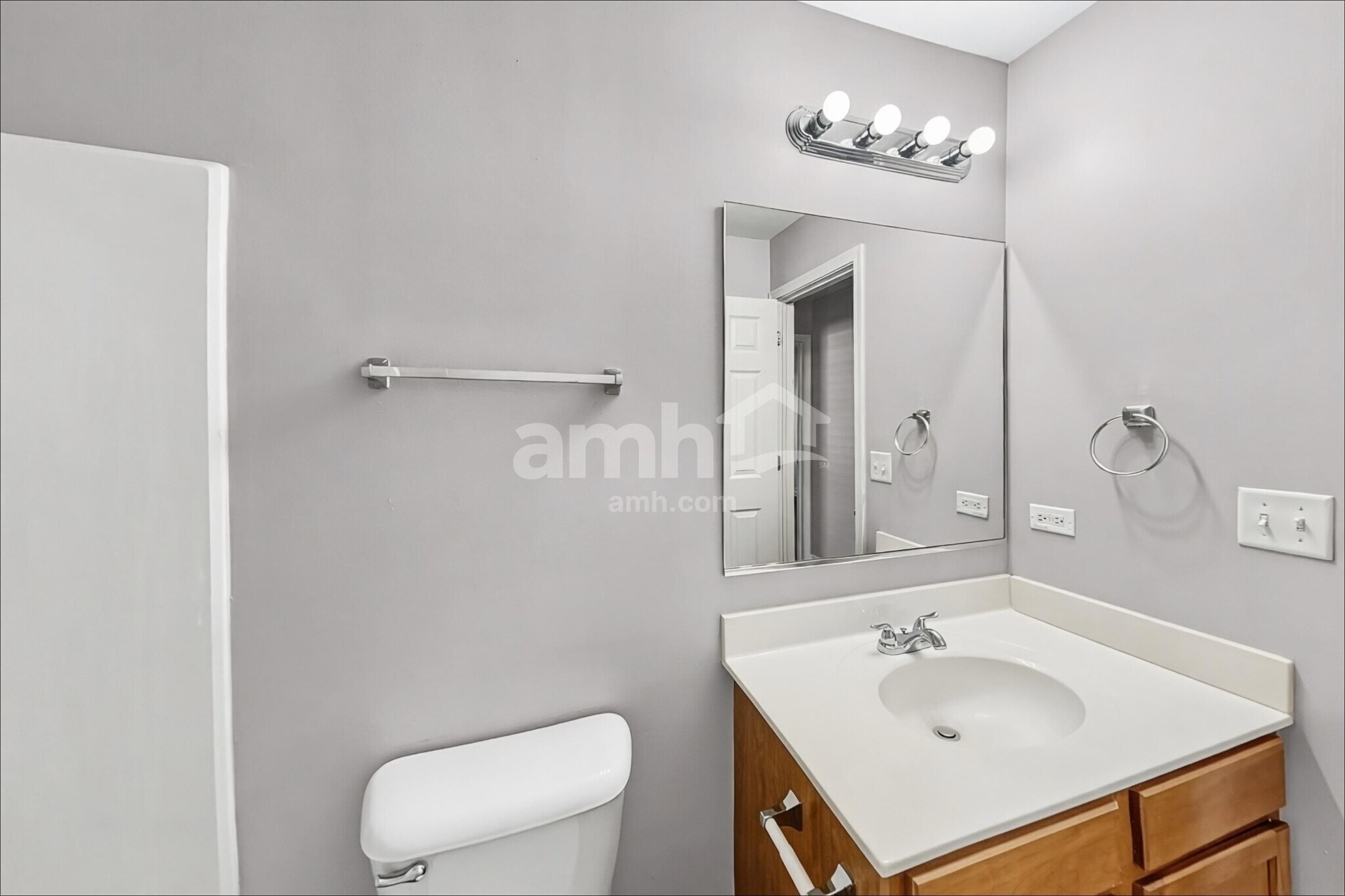 Building Photo - 15356 Kenmare Cir