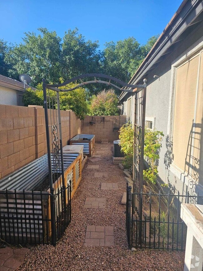 Building Photo - Lovely 3 bed/2 bath Gilbert Home in Higley...