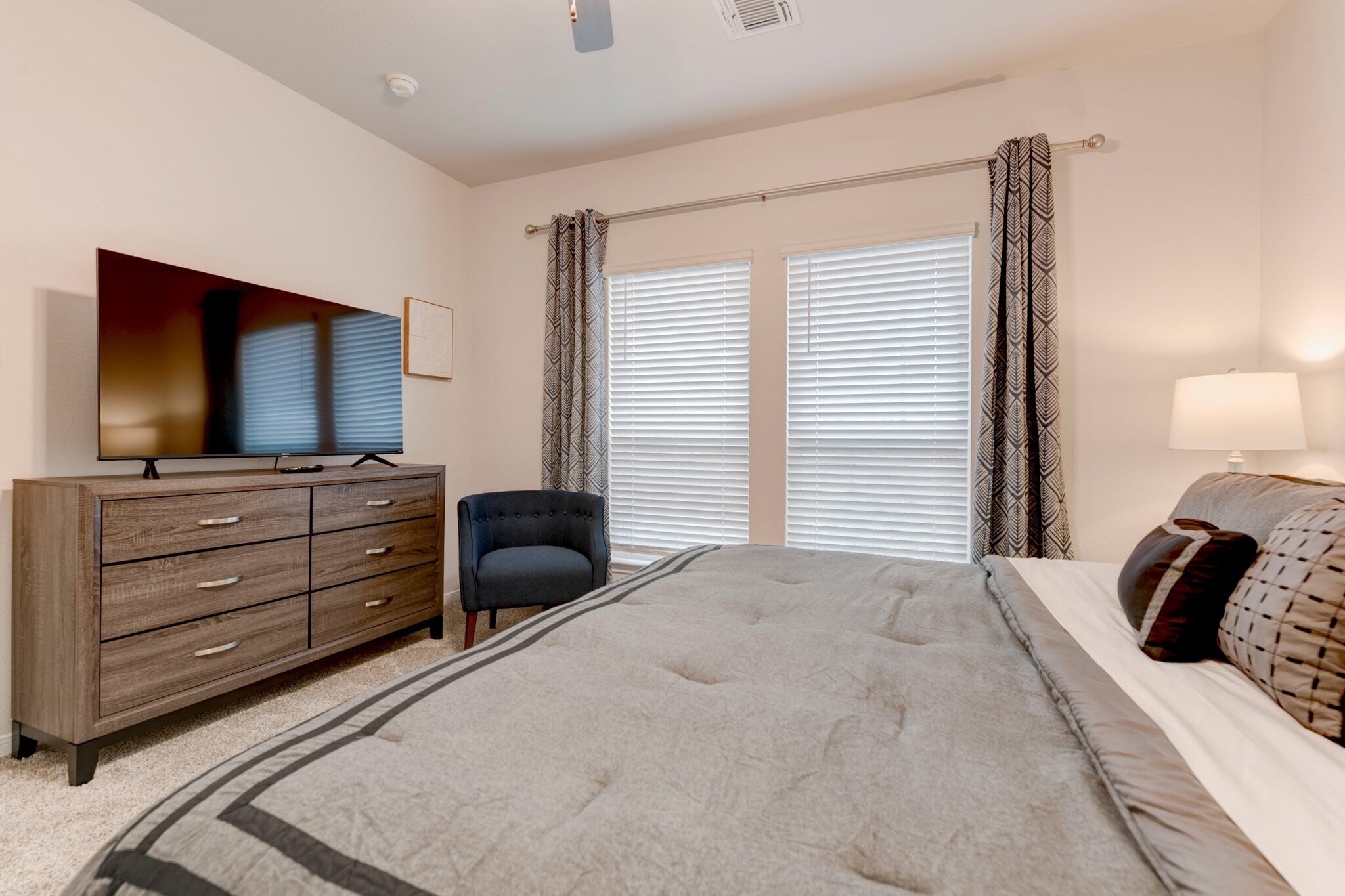 Building Photo - 3703 McCleland Crk Trl