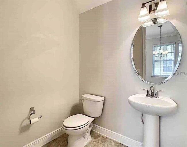 Building Photo - 14308 Swanley St