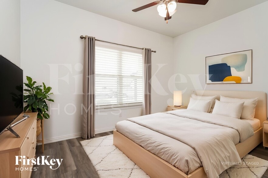 Building Photo - 7316 Parkside Pl Dr