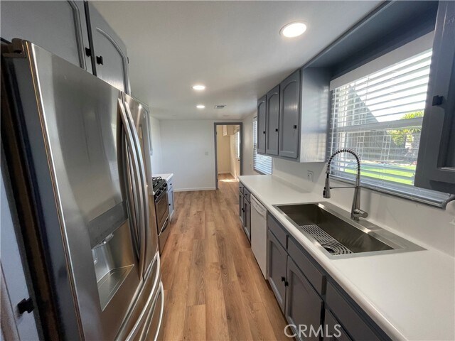 Building Photo - 5072 Edinger Ave