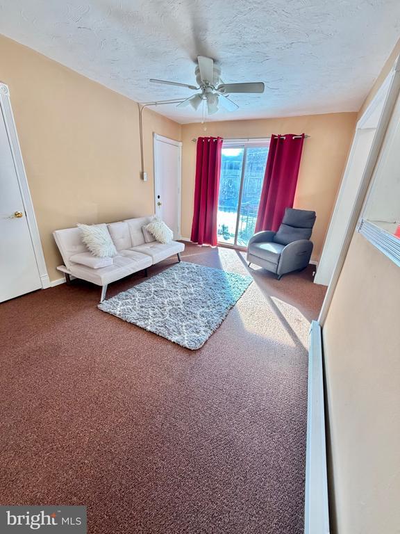 Building Photo - 7245 Radbourne Rd