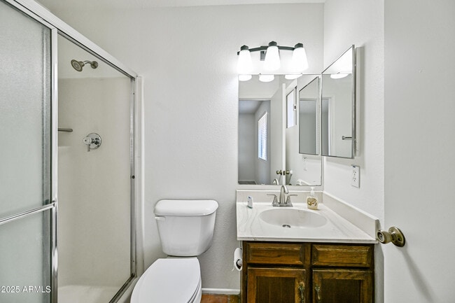Building Photo - 1252 E El Parque Dr