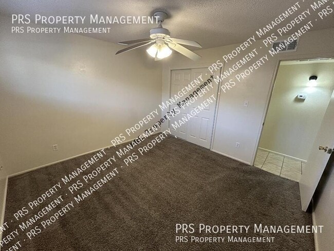 Building Photo - 1857 E University Dr