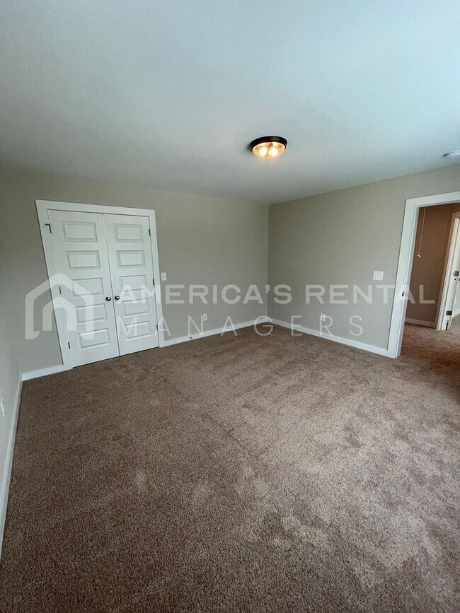 Building Photo - Home for Rent in Weaver, AL!!! Available to View Now!!! DEPOSIT PENDING!