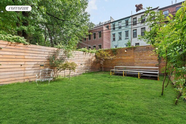 Building Photo - 407 Clermont Ave