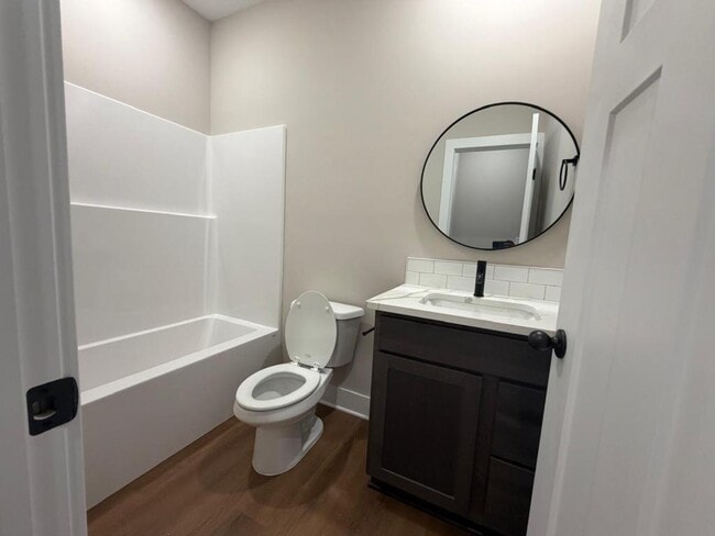 Building Photo - 9418 E Chris St